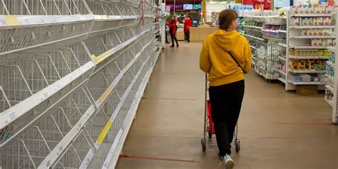 Shelves in luxury stores in Russia are completely empty as the 